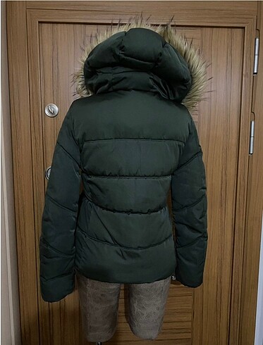 s Beden yeşil Renk Bershka kısa mont
