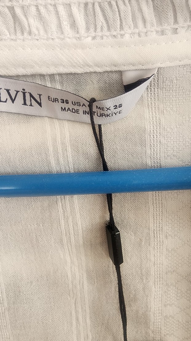 Bohem Tarzı Beyaz Keten V Yaka Gömlek - Görsel 5