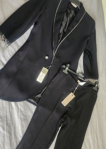 Kadın Siyah Kumaş Kemerli takım - Görsel 4