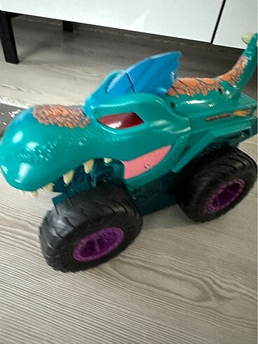 Hotwheels monster truck - Görsel 3