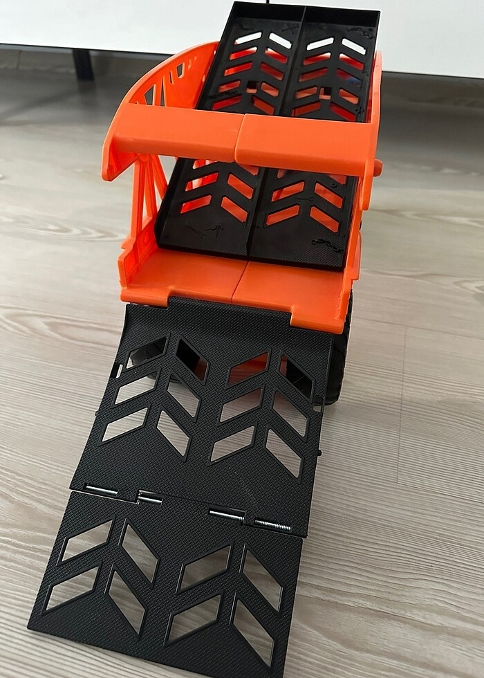 Hotwheels tasıyıcı kamyon monter truck - Görsel 3