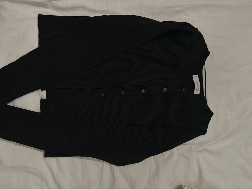 Düğmeli Siyah Kadın hırka - Görsel 3