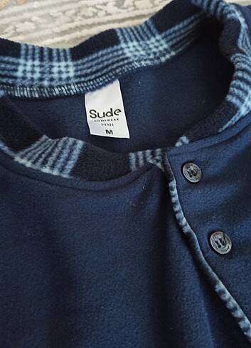 Yenidir hiç giyilmedi arkasında çizik var ben alırken de öyleydi - Görsel 7