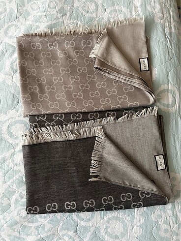 İthal Gucci marka krem rengi şal - Görsel 4