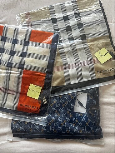 Burberry vual ipek şal - Görsel 5
