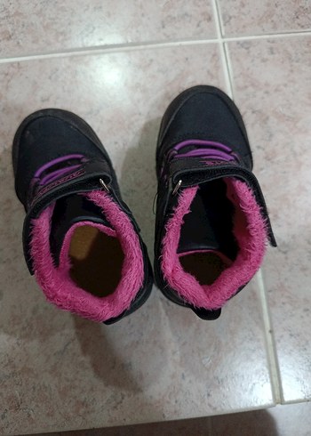 Kızlar için renkli mor kayışlı botlar - Görsel 2