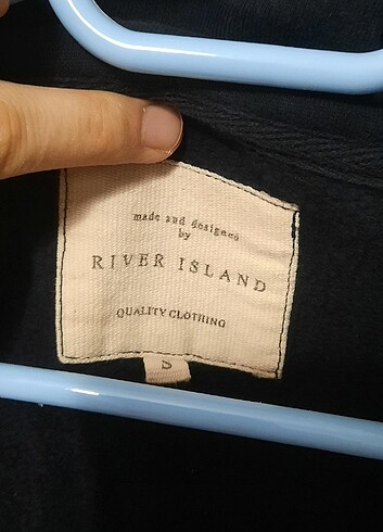 River Island Sweet hirka