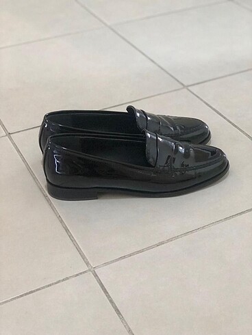 38 Beden siyah Renk Elle Rugan Ayakkabı