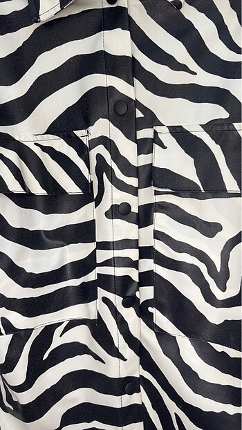 m Beden beyaz Renk Zebra deri gömlek