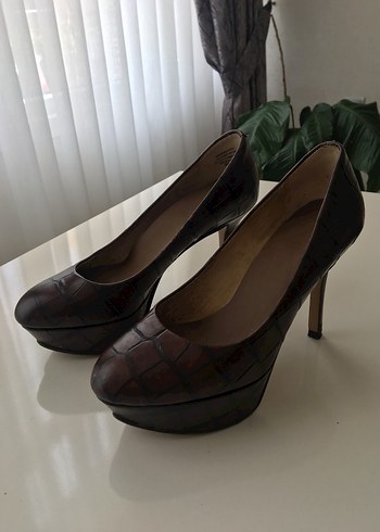 Kahverengi Yılan Desenli Platform Topuklu Stiletto