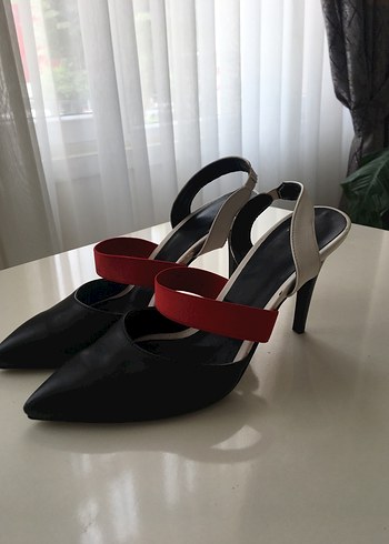 Diğer Kemer Detaylı Siyah Kırmızı Stiletto