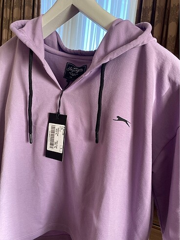 l Beden Crop sweat