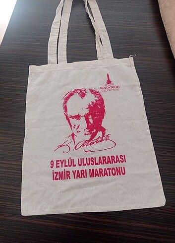 Küçük El Çantası 