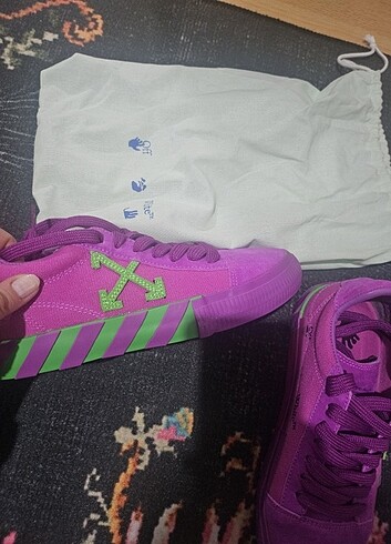 Off-White Off White sneakers 