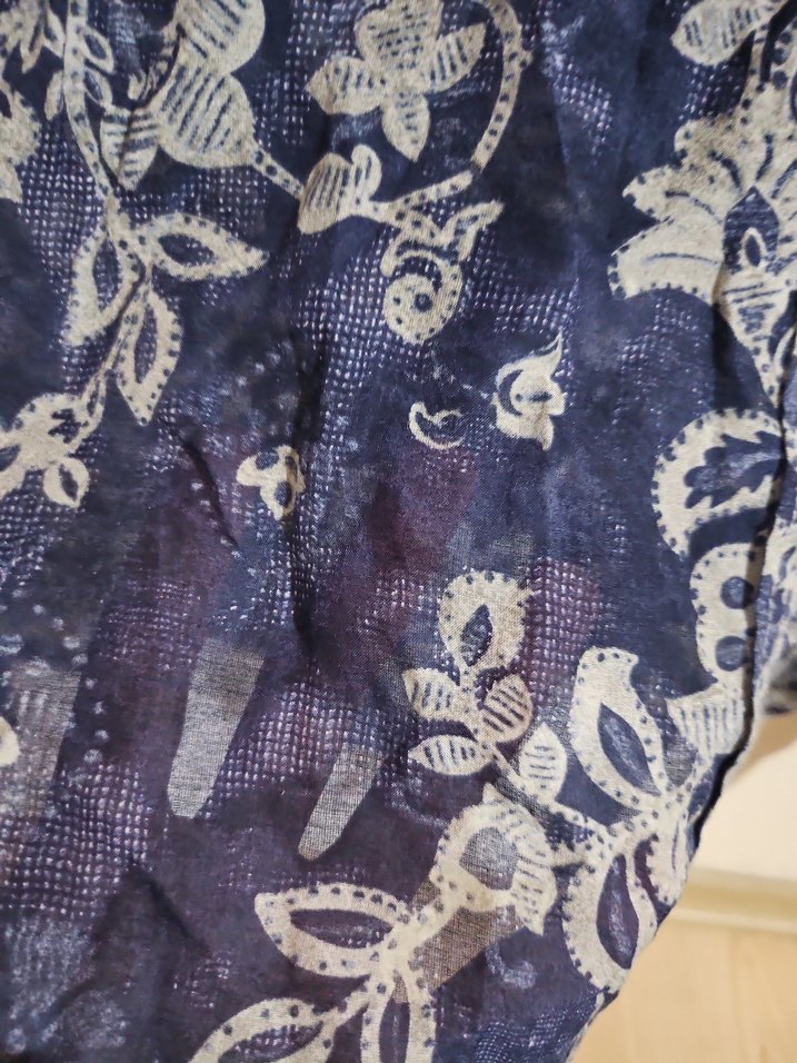 Düğmeli Lacivert Batik Desenli Kadın Gömlek - Görsel 2