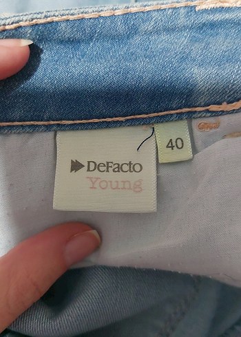 Kadın Mavi Mini Denim Şort - Görsel 2