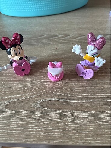  Beden Minnie maouse