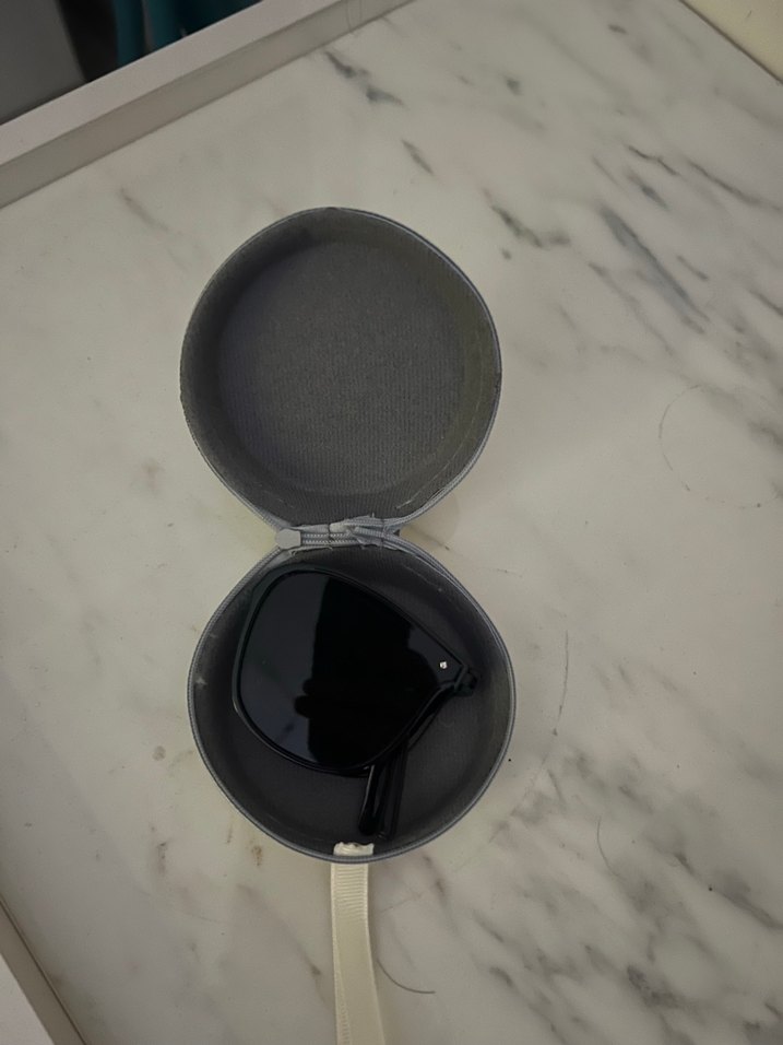 Siyah Minimalist Kadın ve erkek katlanabilir Güneş Gözlüğü - Görsel 5