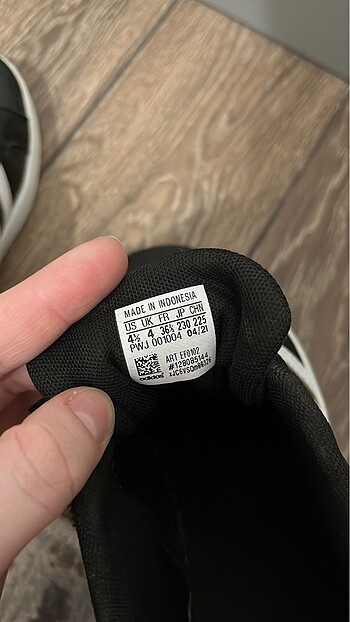 37,5 Beden siyah Renk yeni adidas spor ayakkabı