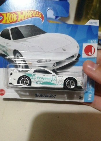 Beyaz Hot Wheels 95 Mazda RX-7 Oyuncak Araba