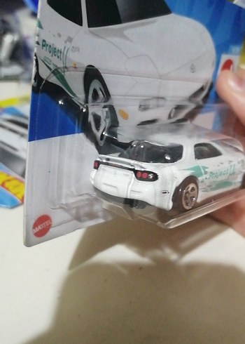 Beden Beyaz Hot Wheels 95 Mazda RX-7 Oyuncak Araba