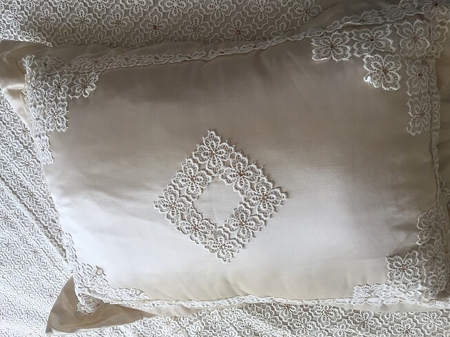 Karaca Yatak Örtüsü Takımı ( Elyaflı)