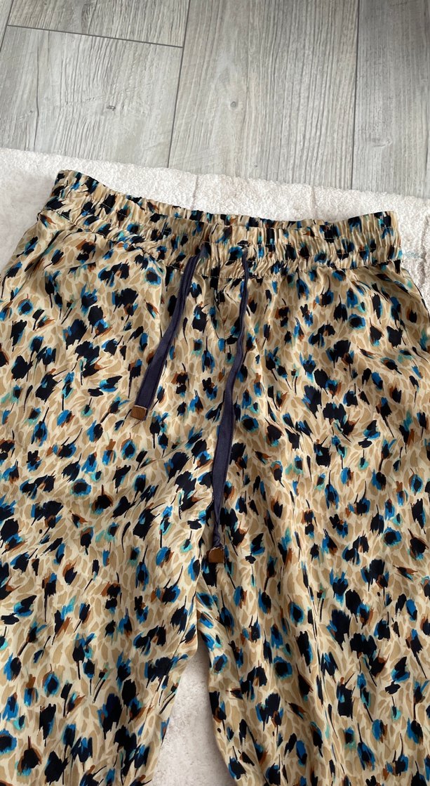 Kadın Bej Desenli Midi Kumaş Pantolon - Görsel 2