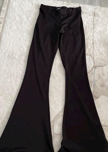 Kadın Siyah Drapeli Geniş Paça Pantolon - Görsel 2