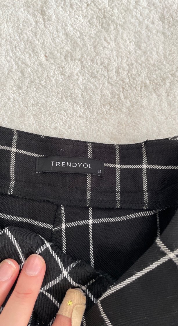 Kadın Siyah Ekose Kemerli Kumaş Pantolon - Görsel 5