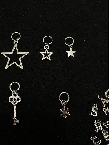  Beden Şekil-harf charm