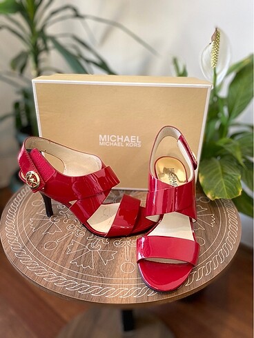 36 Beden Michael Kors Kadın Sandalet