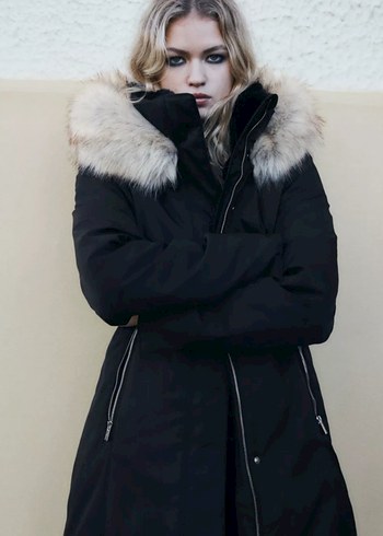 Zara Kadın Siyah Midi Kaban Kapüşonlu - Görsel 4