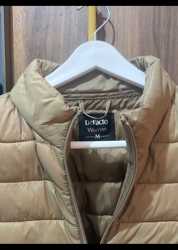 Bej Parlak Kadın Günlük Mont - Görsel 3