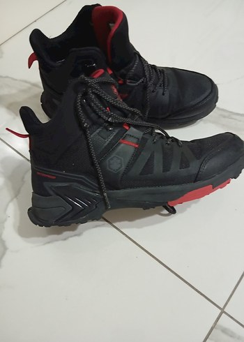 40 Beden Kırmızı Detaylı Siyah Spor Erkek 40 numara LUMBERJACK Ayakkabı
