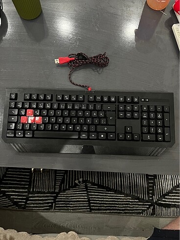Beden A4 TECH BLOODY B120 GAMING KLAVYE LED aydınlatmalı Gamer Kalvye.