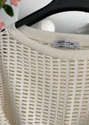 Beyaz delikli üst - Görsel 2