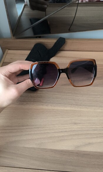 Güneş gözlüğü  - Görsel 5