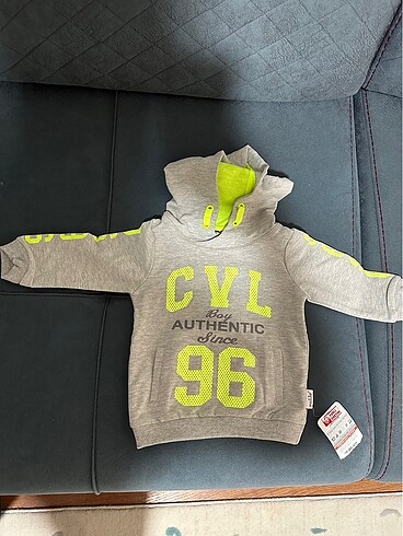 Civil sweatshirt