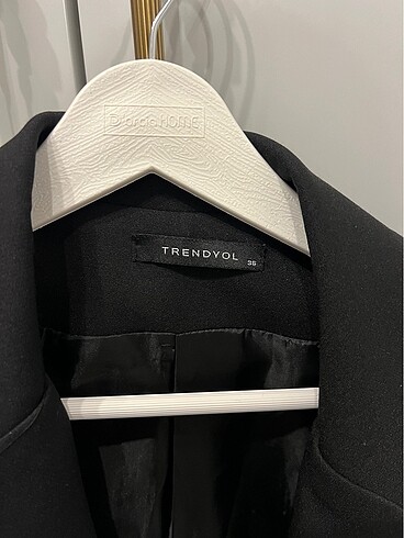 Trendyol & Milla siyah crop blazer ip bağlamalı