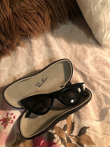 siyah cat eye gözlük