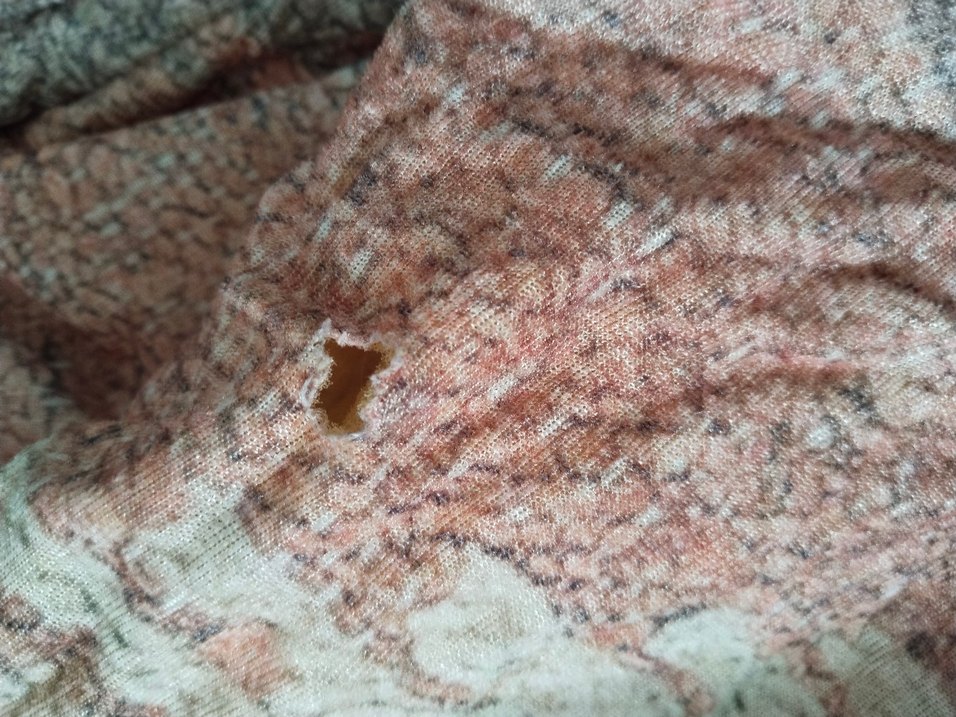 Bej Pastel Tonlarda Batik Desenli halıörtüsü kaymaztabansüngerli - Görsel 2