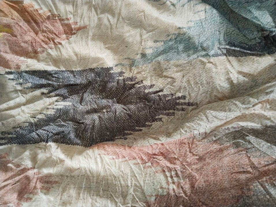 Bej Pastel Tonlarda Batik Desenli halıörtüsü kaymaztabansüngerli - Görsel 3