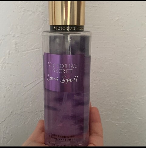 victoria?s secret vücut spreyi love spell