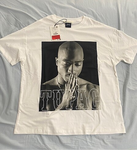 Pull and Bear pull bear tupac baskılı tshirt