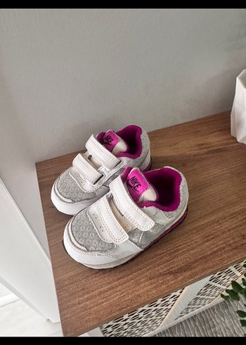 Kız Çocuk Beyaz nike Spor Ayakkabı - Görsel 2