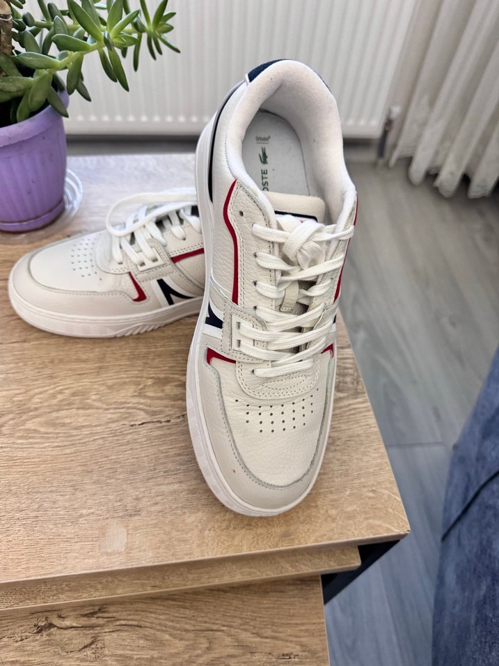 Lacoste Erkek Beyaz Sneaker Velcro Detaylı - Görsel 3
