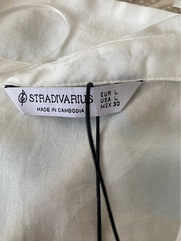 l Beden beyaz Renk Stradivarius Beyaz Kadın Crop Gömlek