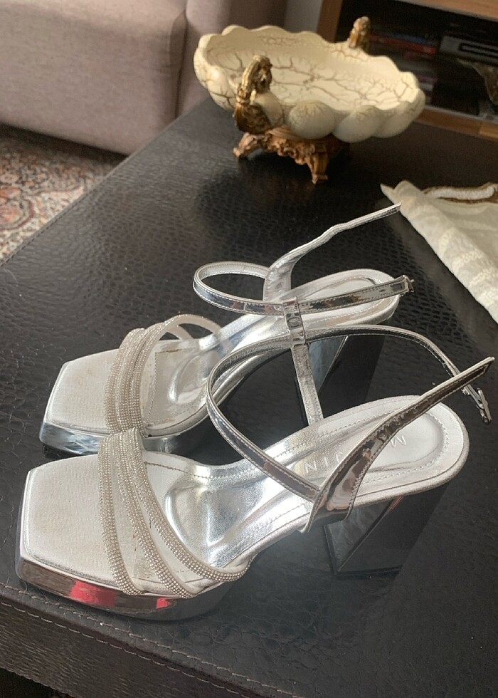 Çok şık düğün veya gece ayakkabısı - Görsel 3
