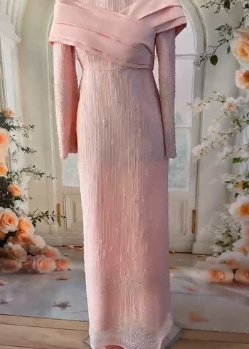 Pembe Pilili Uzun Kollu Kadın Abiye Elbise