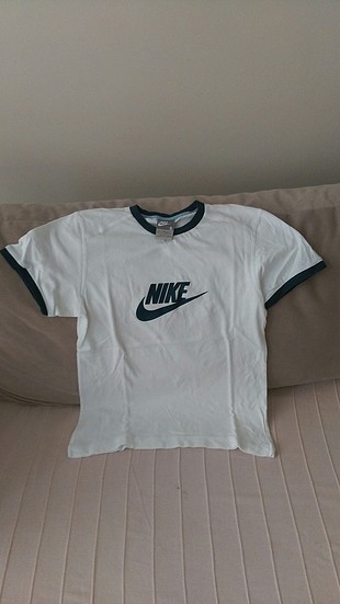 Nike Beyaz Tişört